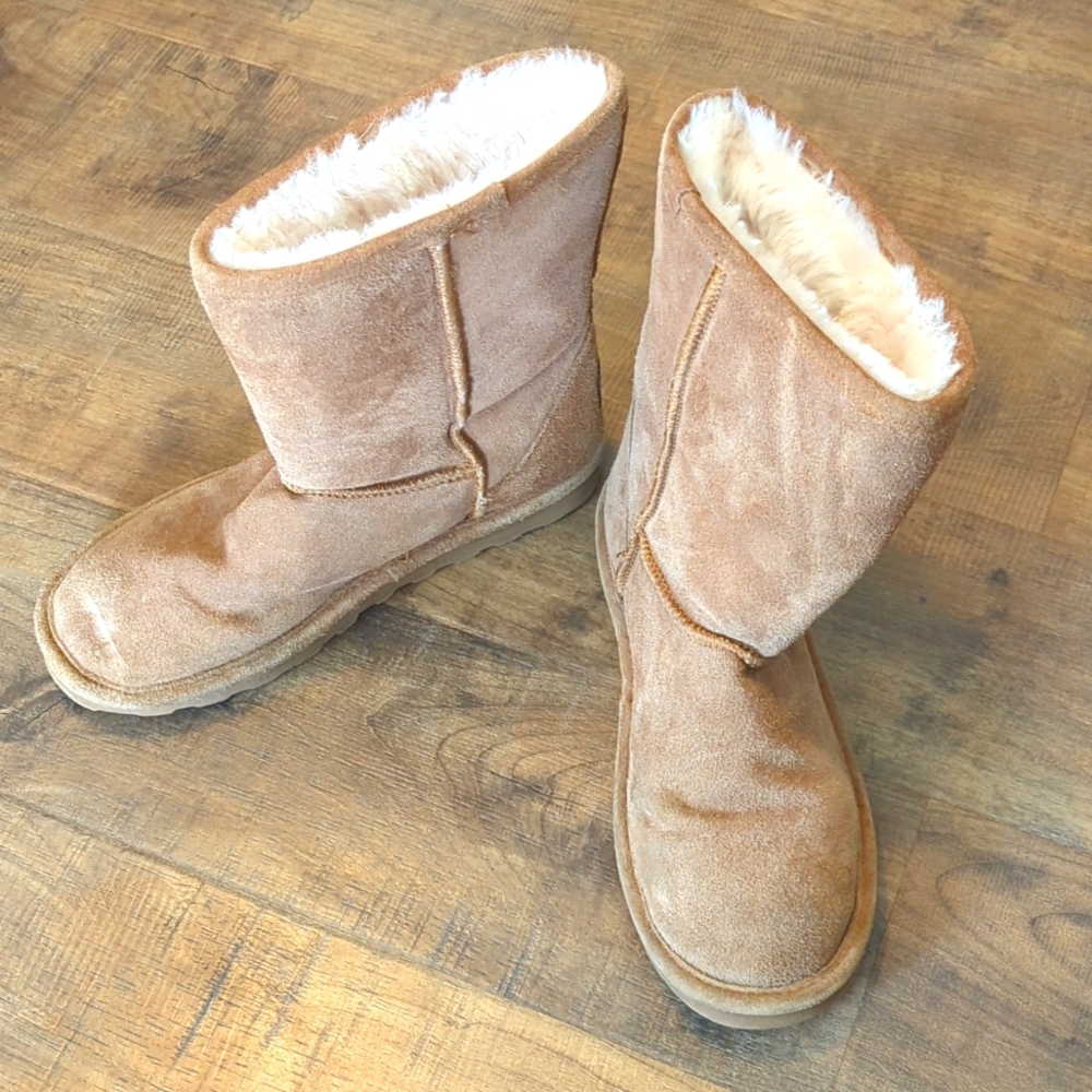 Bearpaw boots